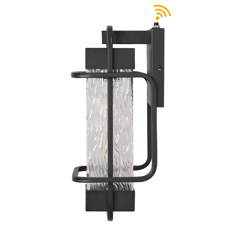 Outdoor Metal Wall Light with Dusk to Dawn
