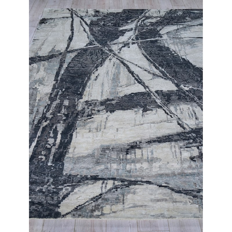 EXQUISITE RUGS Floor Art Hand-knotted Bamboo Silk Silvery/Dark Grey Area Rug.