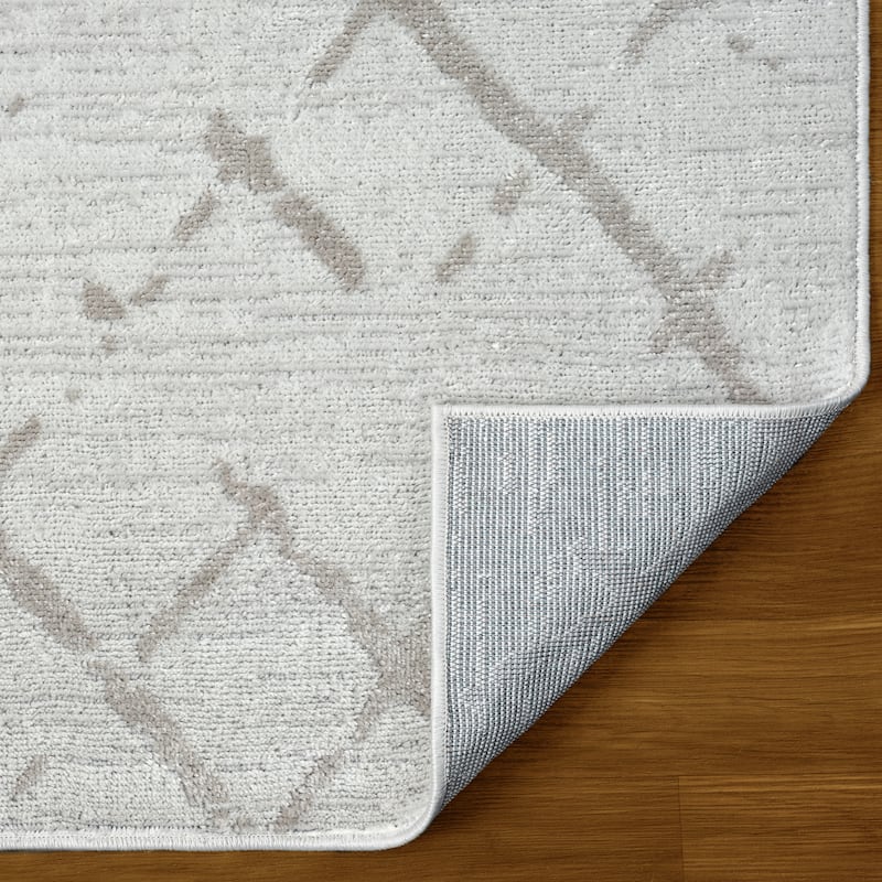 Sevita Modern Cream/Gray Geometric Diamond Abstract Rug
