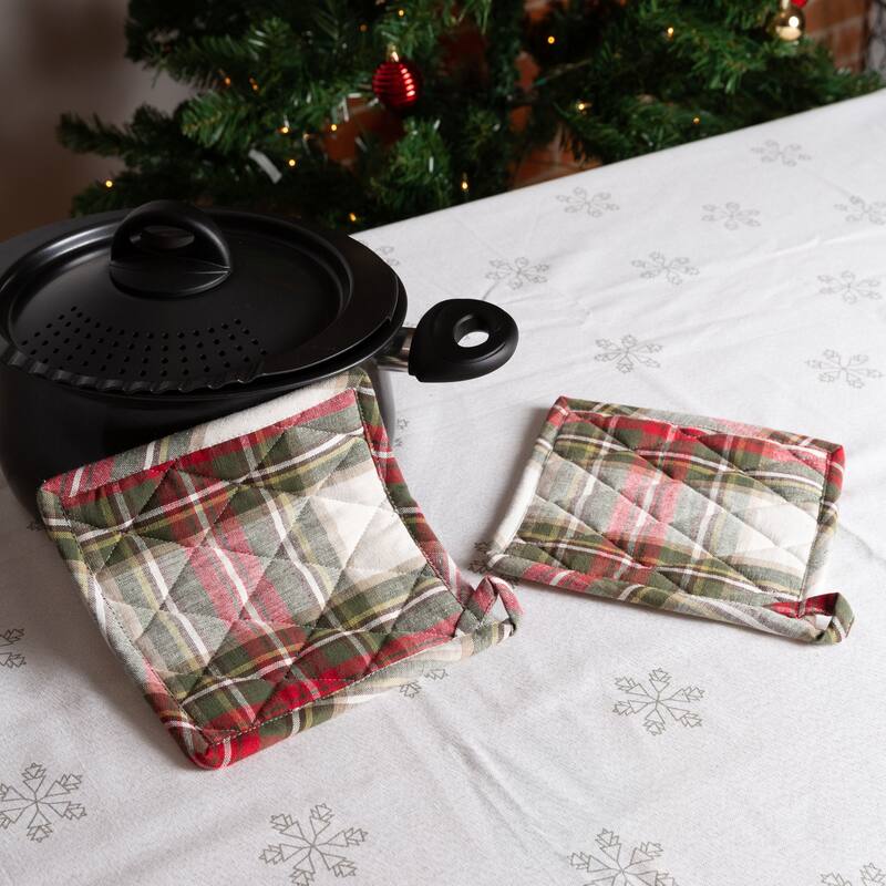 Fabstyles Celebration Plaid Set of 2 Terry Cotton Pot Holder - 8x8