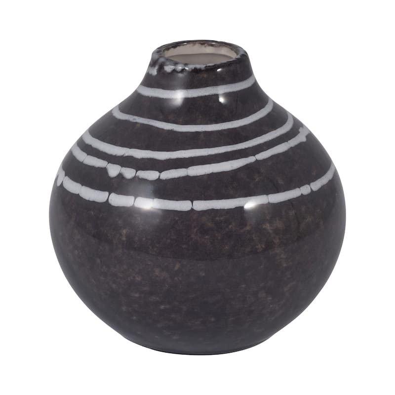 Sagebrook Home's Ceramic Vase - Timeless Elegance for Modern Living - Perfect Accent Piece for Any Room