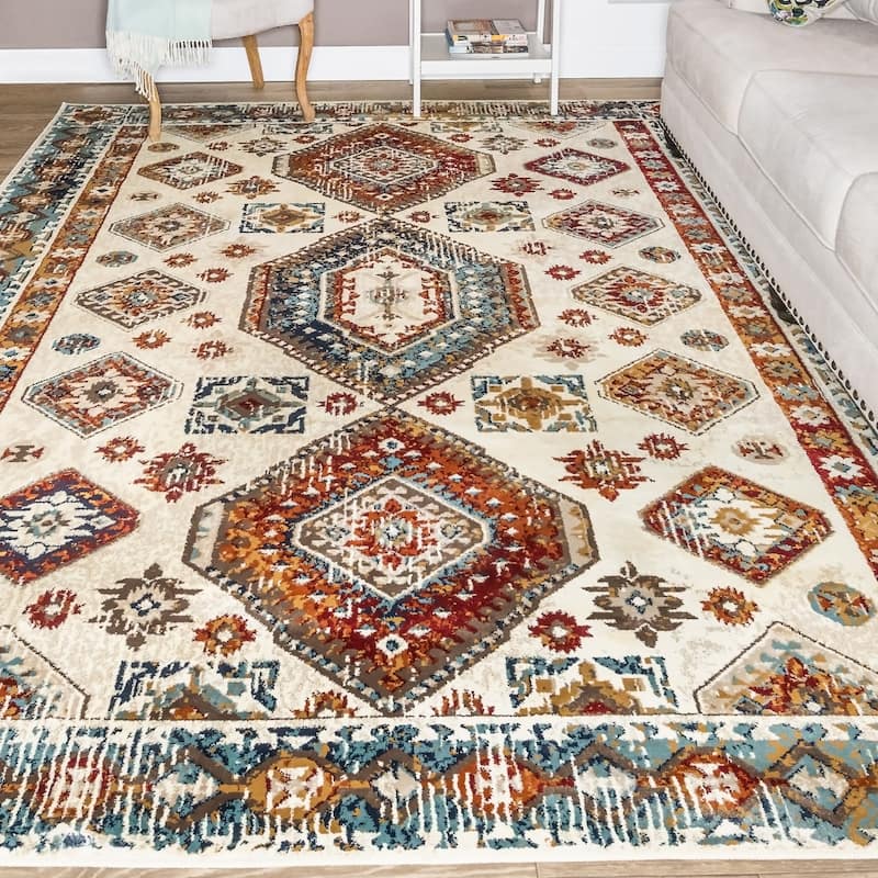 Superior Kiernan Aztec Geometric Sangria Indoor Area Rug