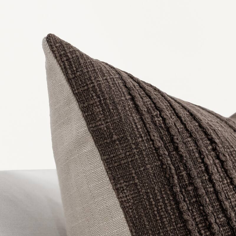 Villa by Classic Home Hannah 100% Cotton 22" Throw Pillow