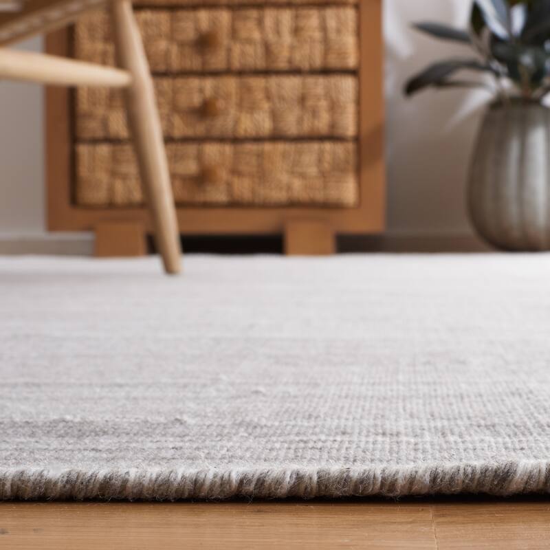 SAFAVIEH Kilim Suzan Rug