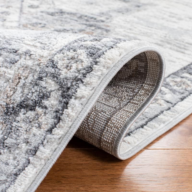 SAFAVIEH Shivan Minah Oriental Medallion Rug
