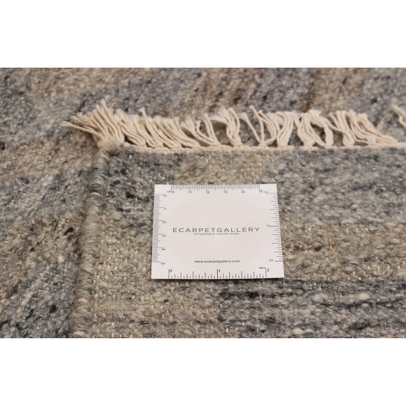 Ankara Taupe Kilim 5'6" x 7'4" - 5'6 x 7'4