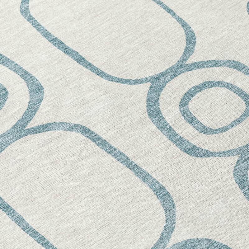 Machine Washable Indoor/ Outdoor Modern Vibe Chantille Rug