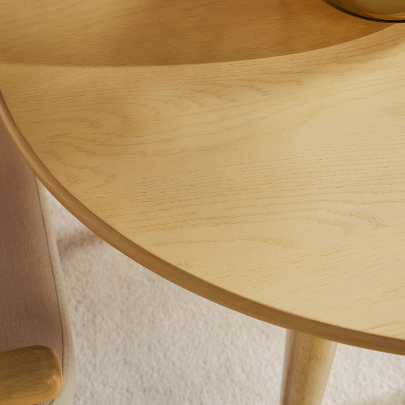 Walker Edison Modern Fluted Oak Wood Veneer Oval Dining Table for 4