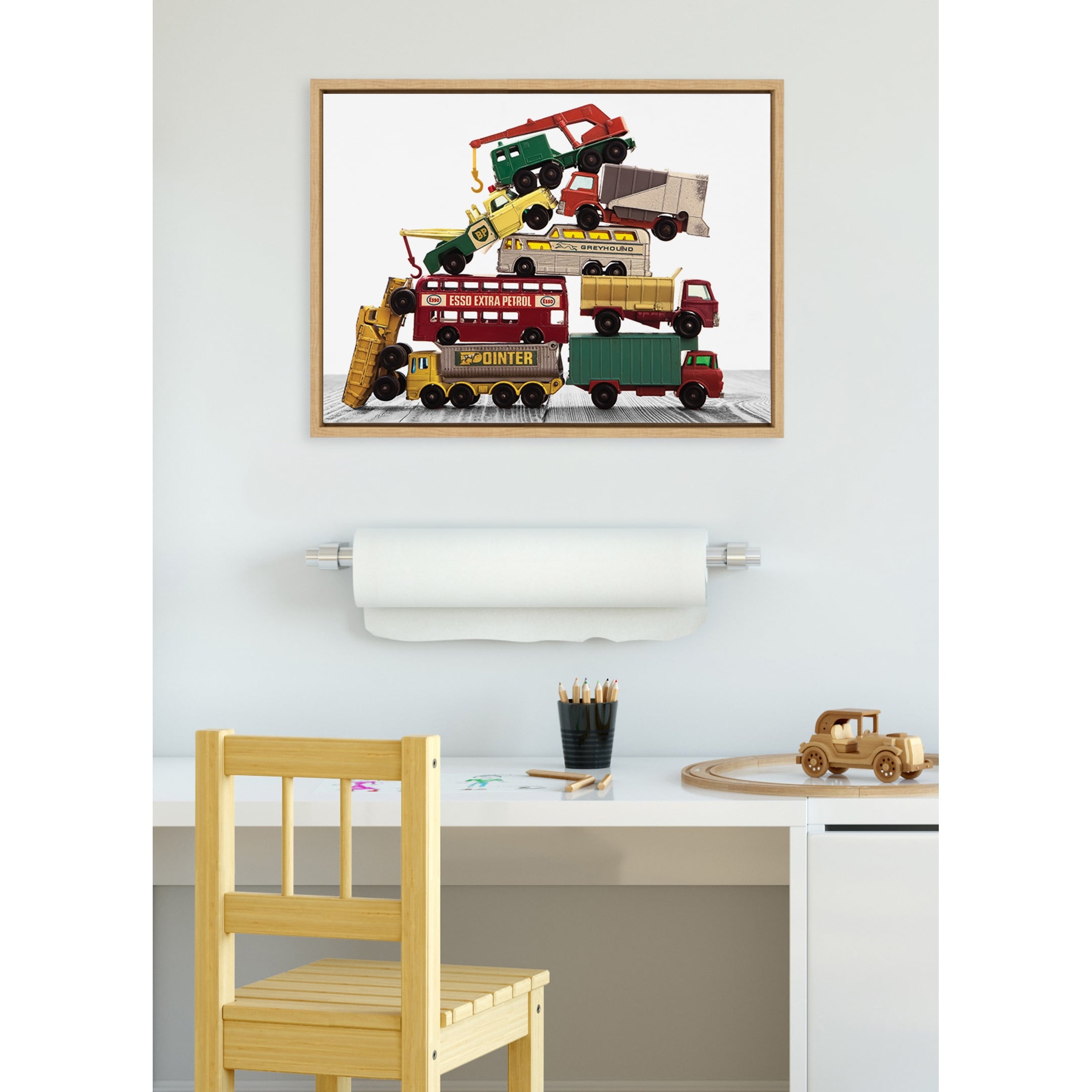 Kate and Laurel Sylvie Vintage Vehicle by Saint and Sailor Studios