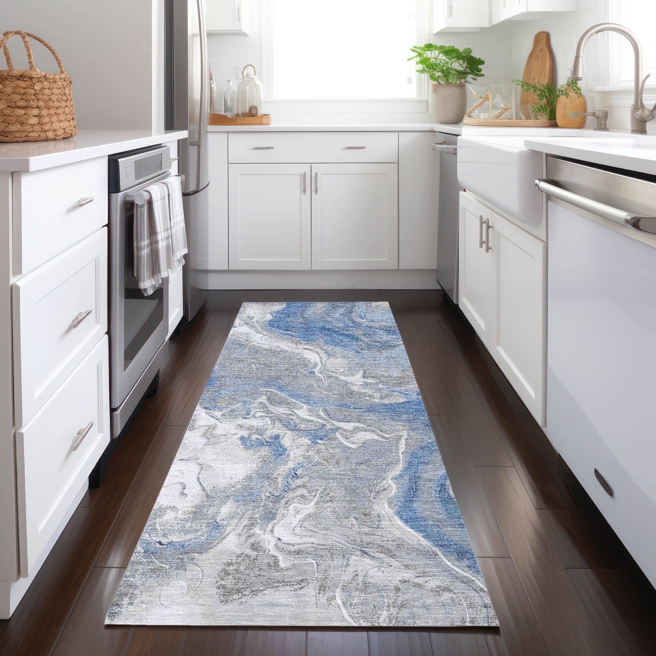 Machine Washable Indoor/ Outdoor Abstract Watercolor Chantille Rug