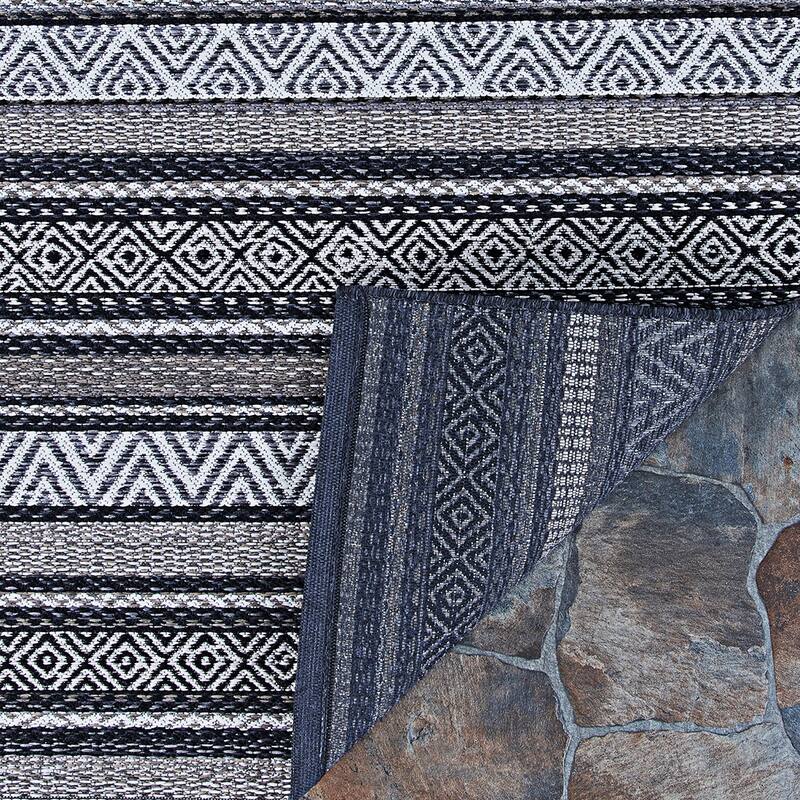 Porch & Den Casilda Indoor/ Outdoor Area Rug