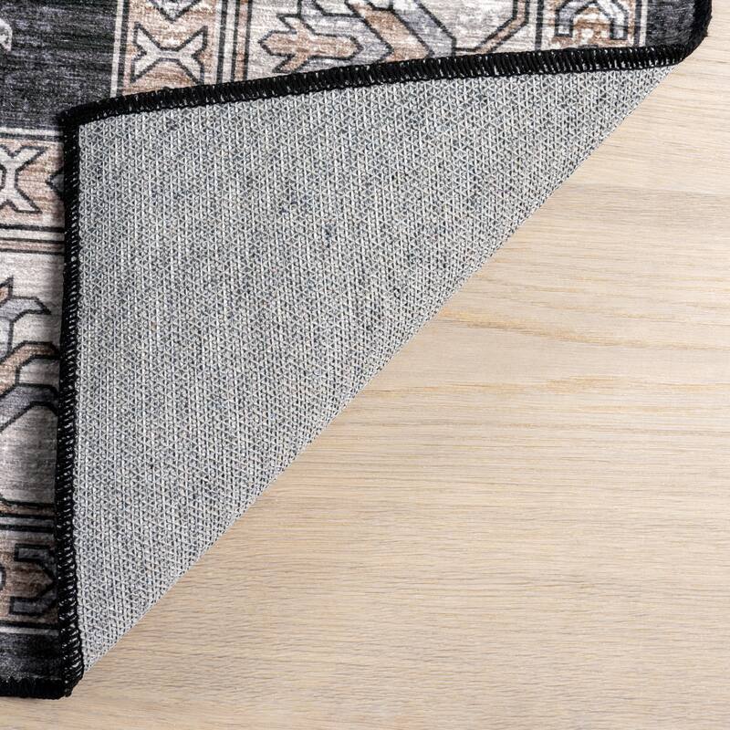 Nuloom Moxie SplashGuard Traditional Bordered Machine Washable Area Rug