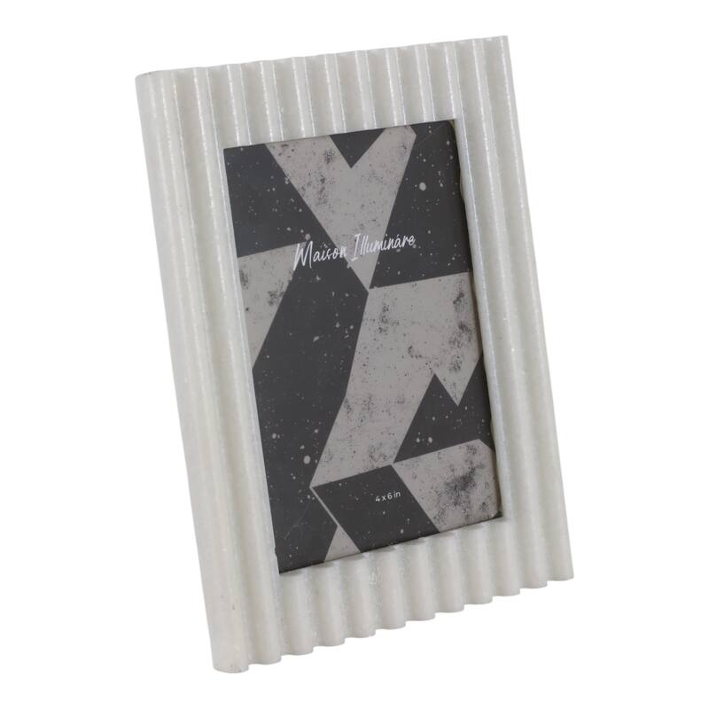 Resin Photo Frame Ribbed Wavy Edge Design Modern Decorative Style