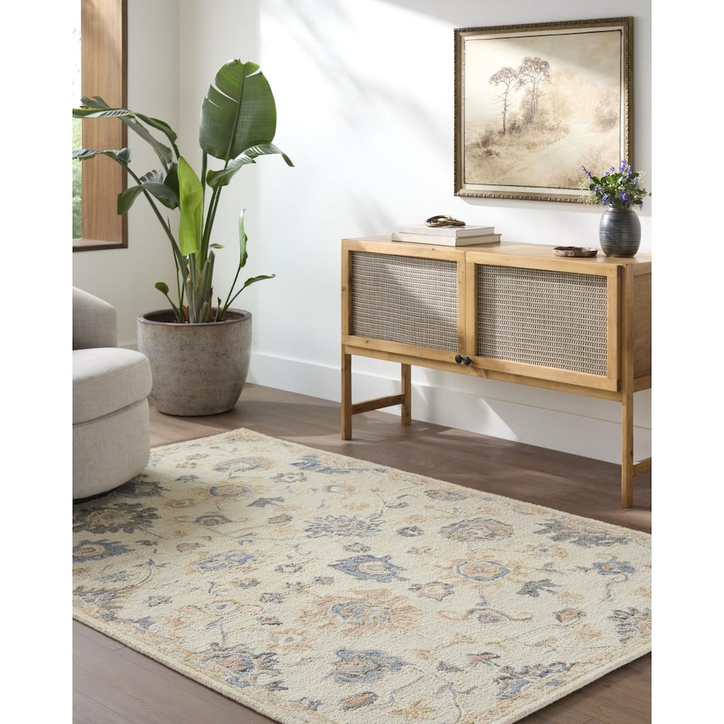 Livabliss Arnold Traditional Area Rug