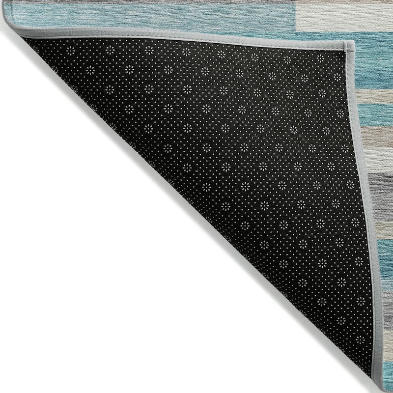 HomeRoots Striped Transitional Rectangle Outdoor Rug