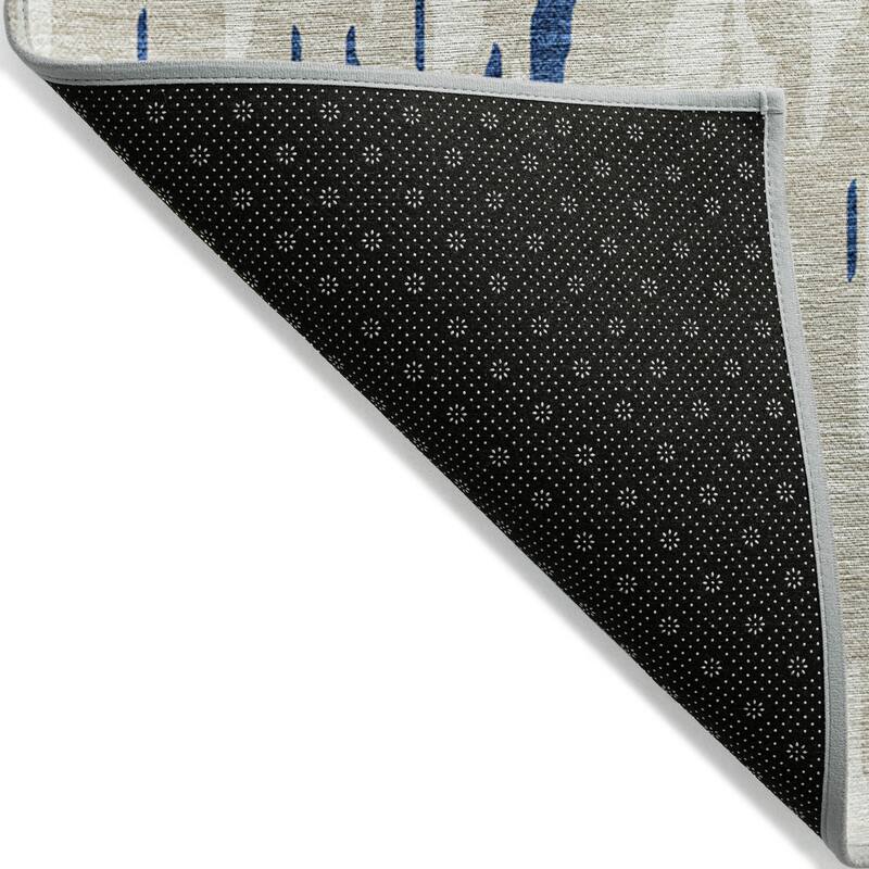 Machine Washable Indoor/ Outdoor Abstract Chantille Rug