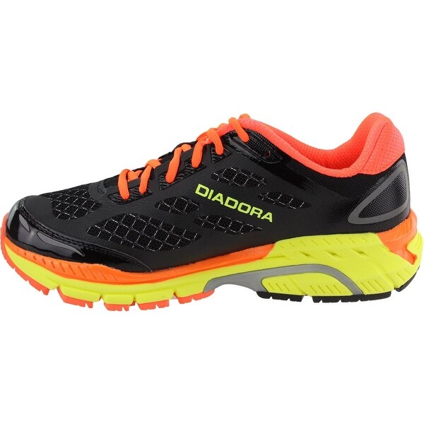 diadora mythos shindano