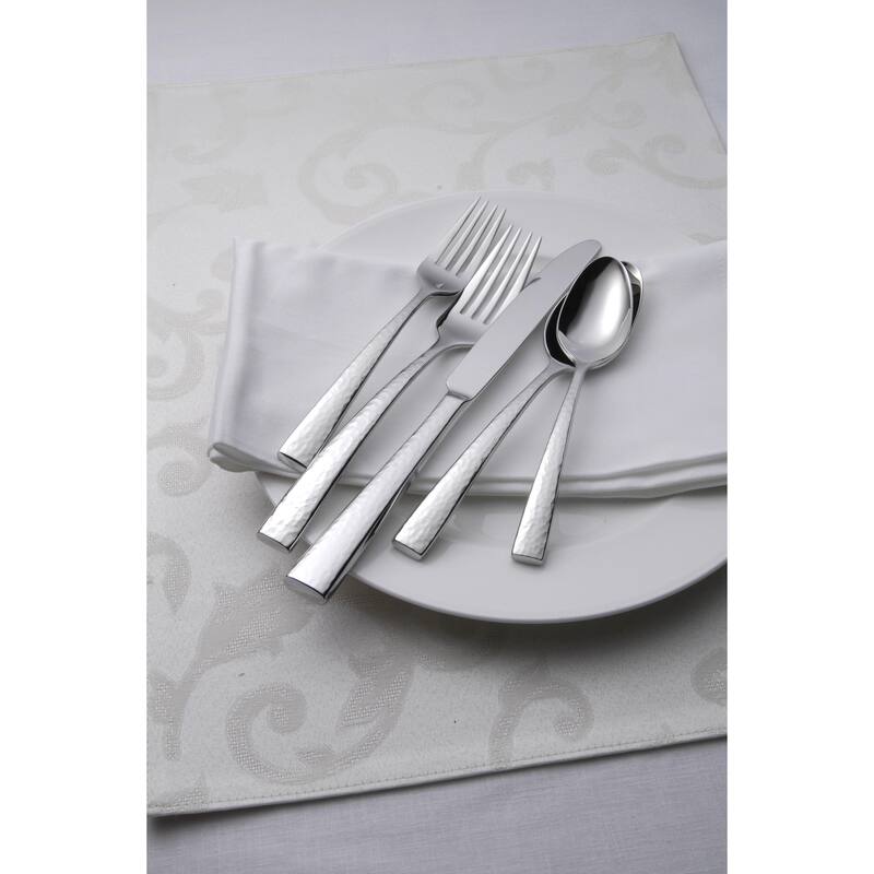 Oneida 18/0 Stainless Steel Chef's Table Hammered Bouillon Spoons (Set of 12)