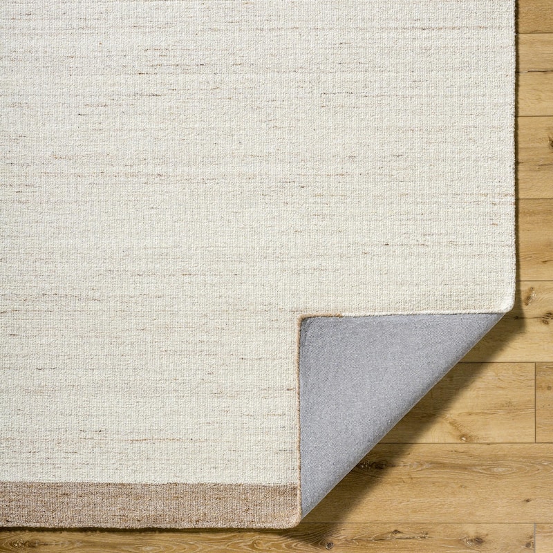Livabliss La Puna Cottage Solid Area Rug