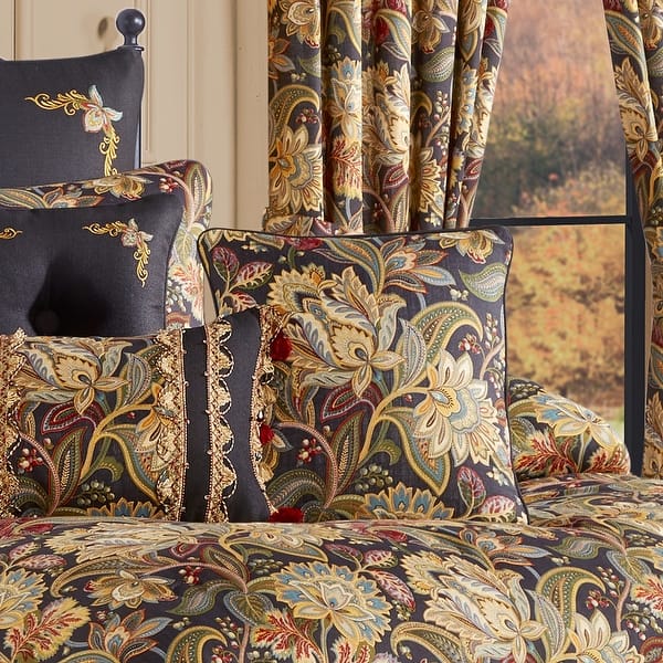 Five Queens Court Stefania 18 quot Square Decorative Throw Pillow Bed