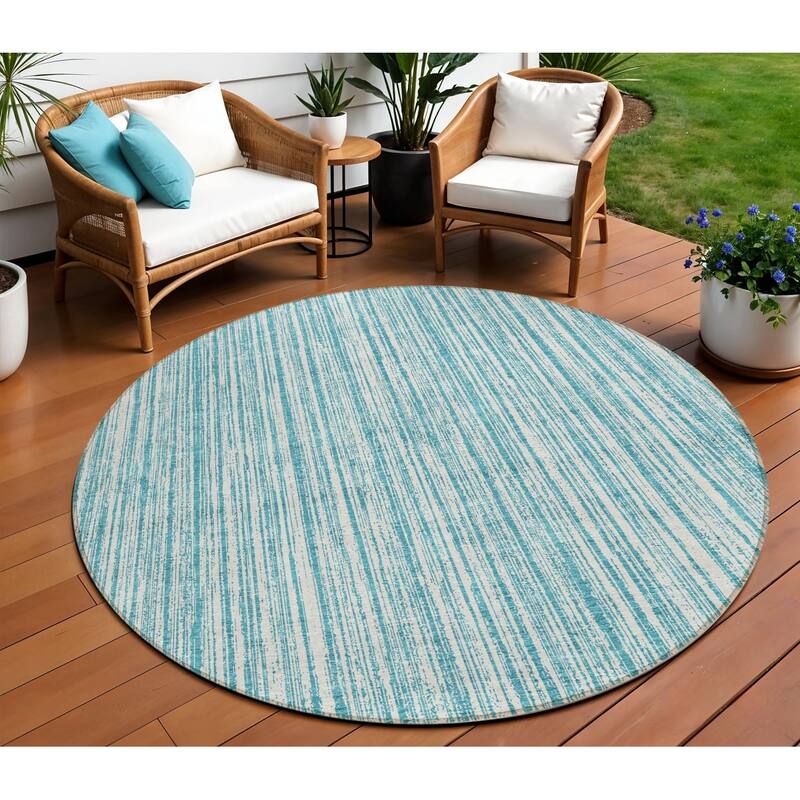 HomeRoots Striped Transitional Rectangle Outdoor Rug - 8' Round