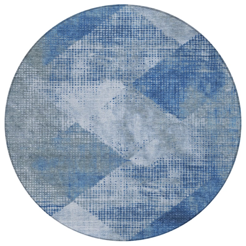 Machine Washable Indoor/ Outdoor Diamond Ombre Chantille Rug