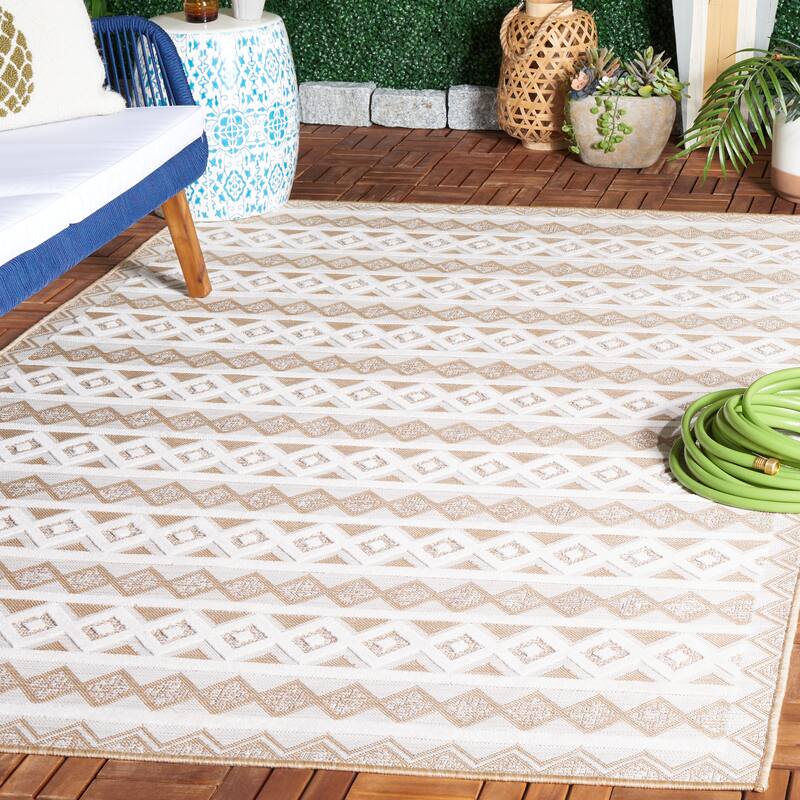 SAFAVIEH Cabana Sadeta Boho Waterproof Patio Backyard Rug - 5'1" x 7'6" - Natural/Ivory