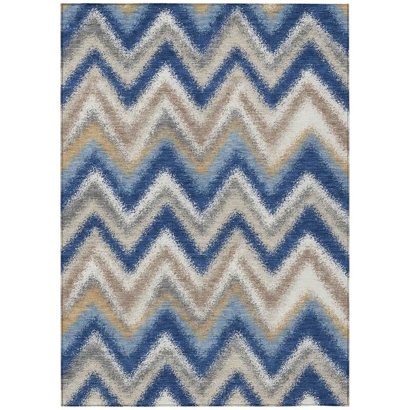 Machine Washable Indoor/ Outdoor Modern Chevron Chantille Rug