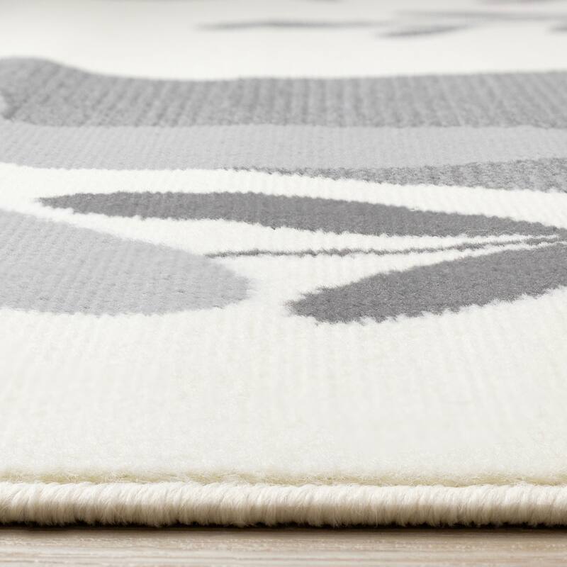 Cream Grey Bunny Kids Nursery Area Rug, 3'11" x 5'7"