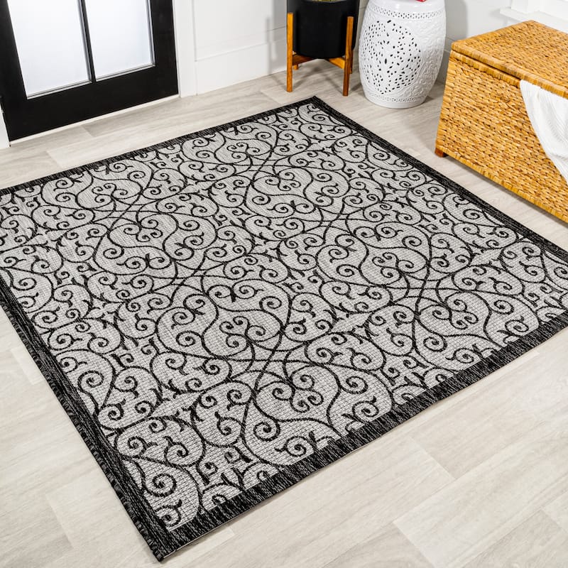 JONATHAN Y Ourika Textured Weave Indoor/Outdoor Area Rug - 8' Square - Light Gray/Black