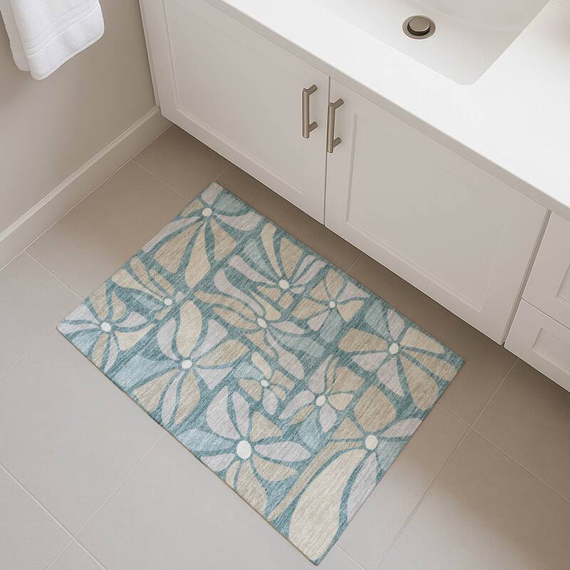 Machine Washable Indoor/ Outdoor Modern Gilcrest Chantille Rug