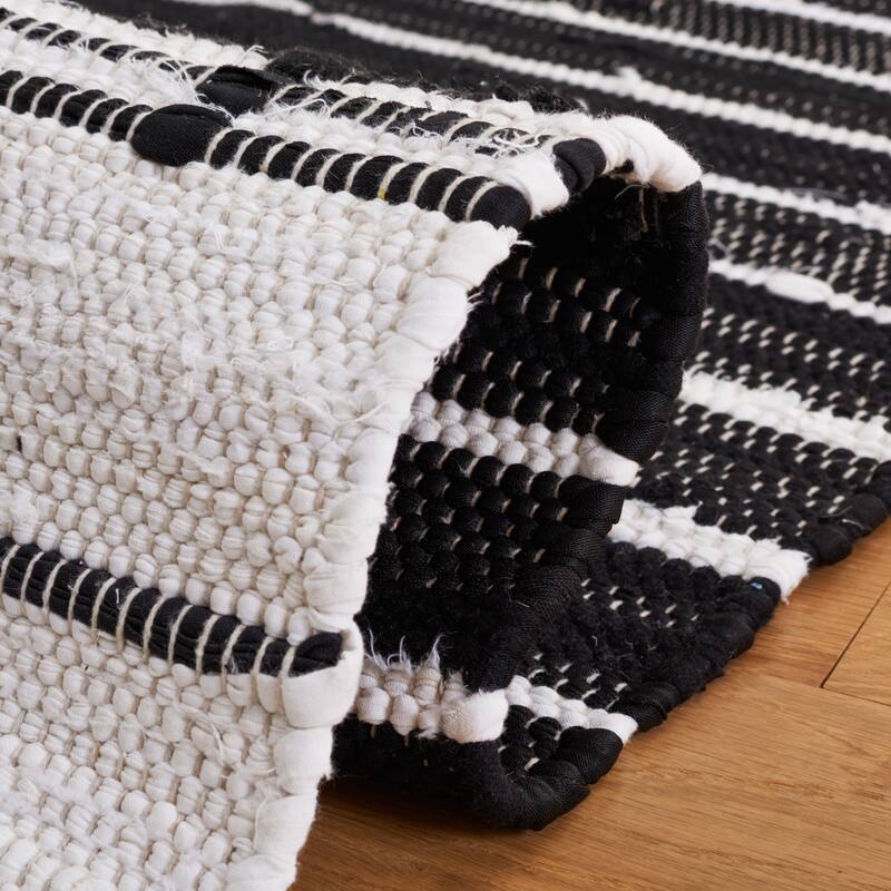 SAFAVIEH Handmade Striped Kilim Teika Transitional Rug