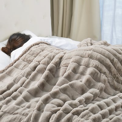 Oversized SuperMink Blanket with Sherpa Backing, 118" x 95"