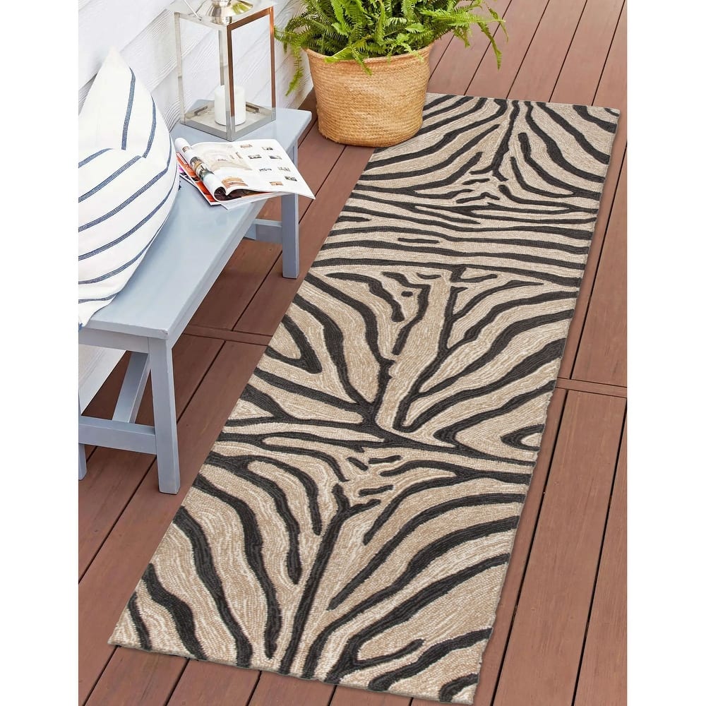 Liora Manne Ravella Zebra Indoor/Outdoor Rug