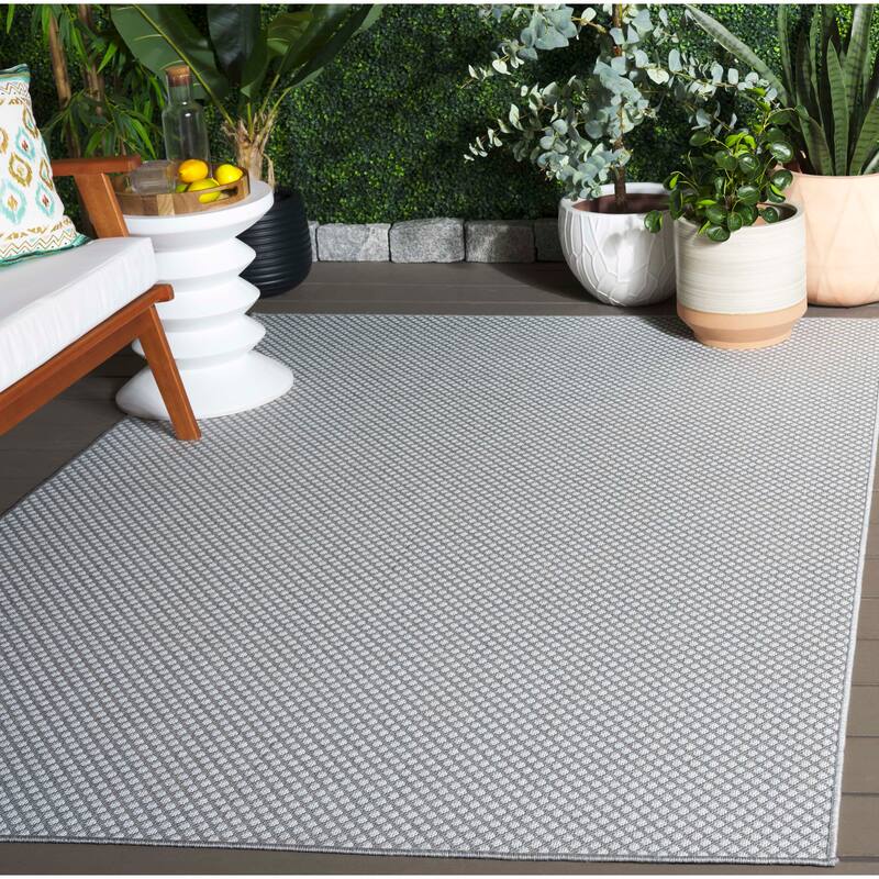SAFAVIEH Terrace Gidda Indoor/Outdoor Washable Backyard Patio Rug - 5'3" x 7'6" - Grey/Ivory