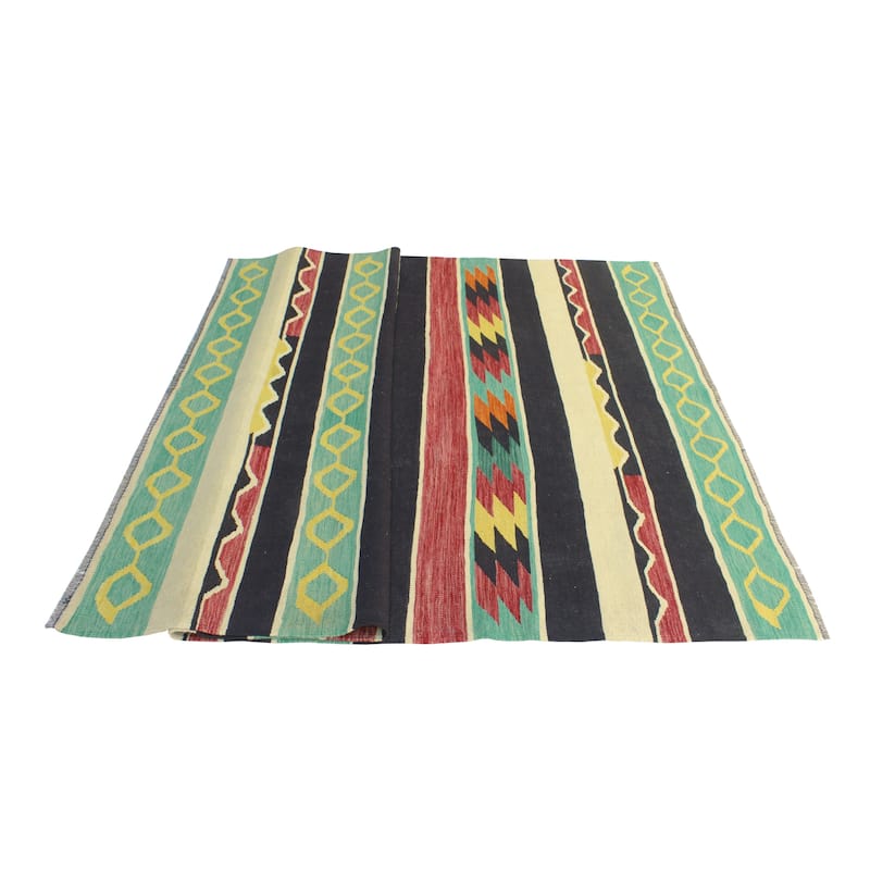Flatweave Raedpath Black/Ivory Rug - 5'8" x 8'3"