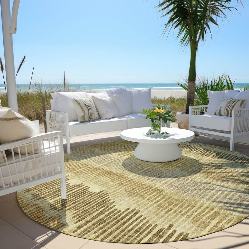 Machine Washable Indoor/ Outdoor Chantille Abstract Stripe Rug - Gold - 8' x 8'