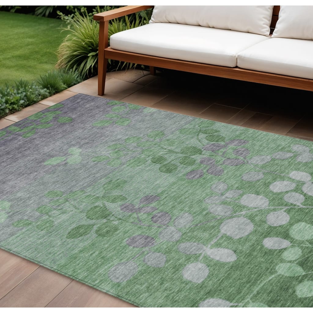 HomeRoots Floral Transitional Rectangle Outdoor Rug