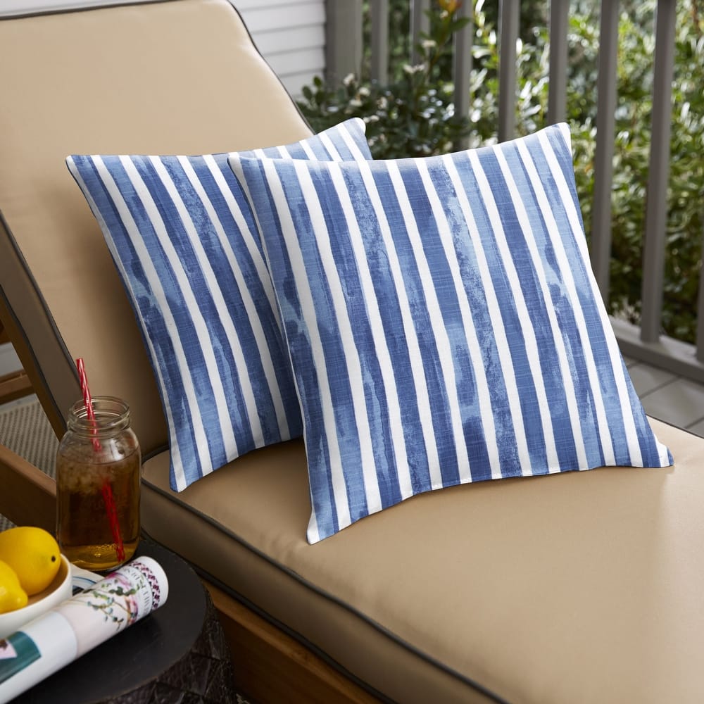 Sorra Home Blue and White Stripe Indoor/Outdoor Knife Edge Square Pillows (Set of 2)