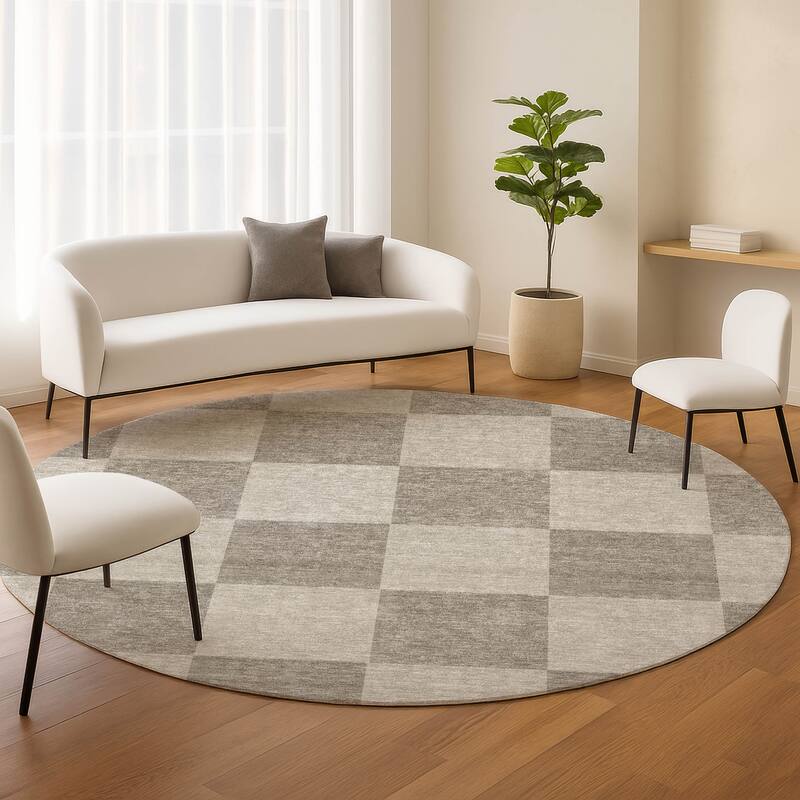 Machine Washable Indoor/ Outdoor Modern Checker Chantille Rug