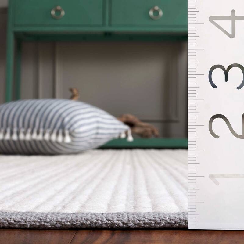 SAFAVIEH Handmade Vermont Muniba Wool & Cotton Rug
