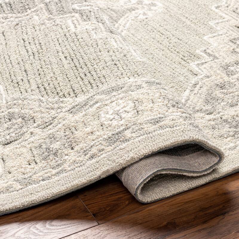 Leach Traditional Area Rug