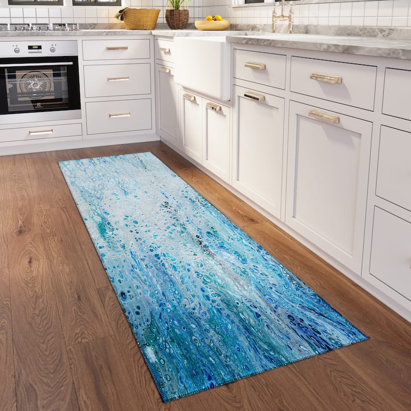 Addison Indoor/ Outdoor Karina Abstract Washable Area Rug - 2'3" x 7'6"