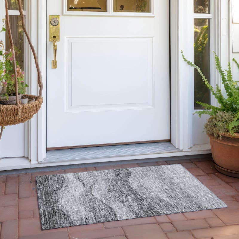 Machine Washable Indoor/ Outdoor Contemporary Waves Chantille Rug