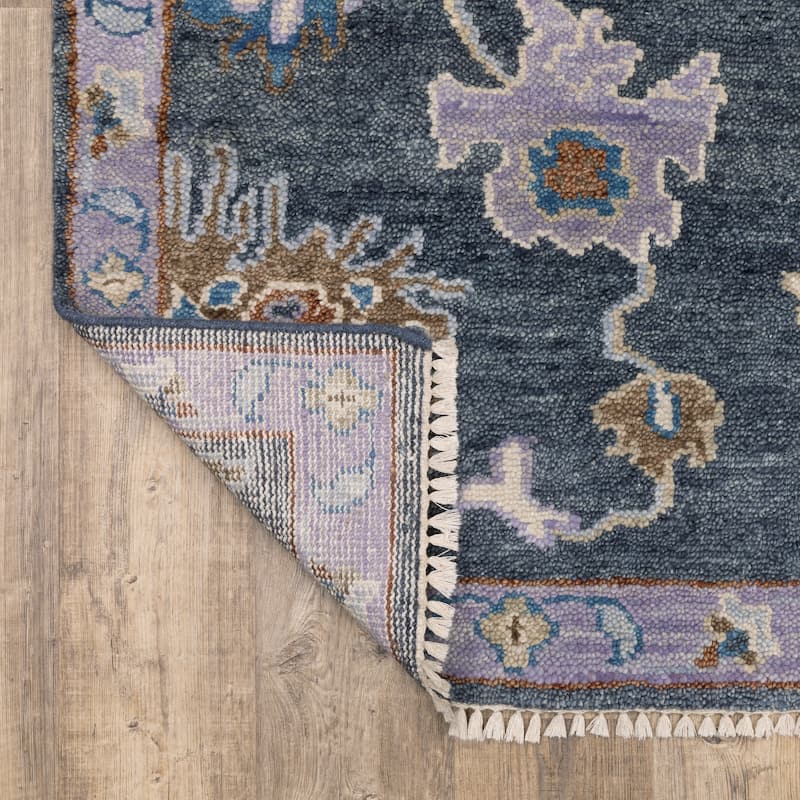 Maylin Traditional Oriental Light Blue/ Blue Area Rug