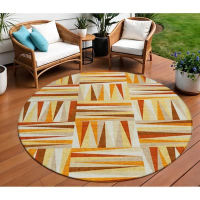 HomeRoots Geometric Transitional Round Outdoor Rug - 8' Round