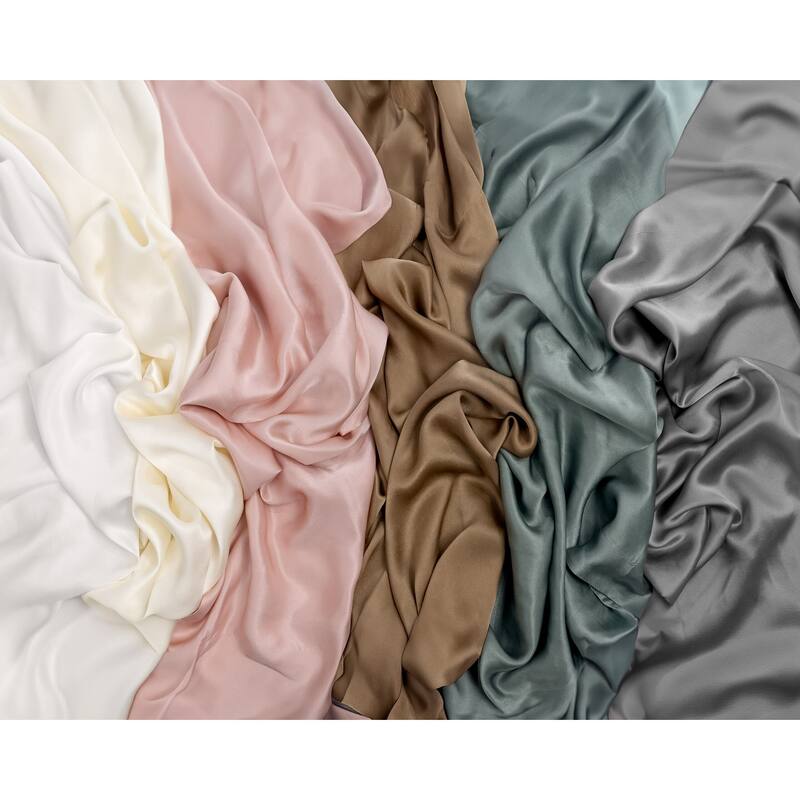 Carissa, Silk, Blue Surf, Standard Beautycase