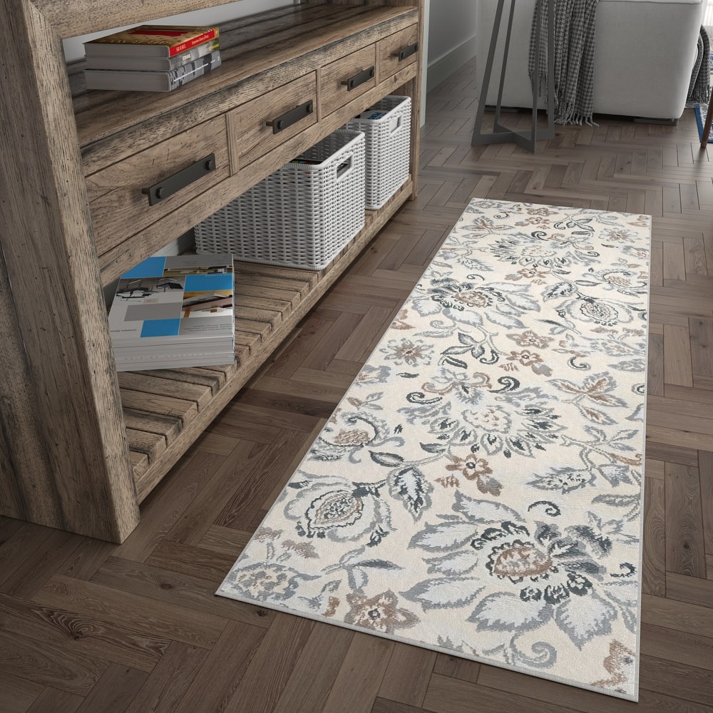Carrington Farmhouse Floral & Botanical Indoor Area Rug