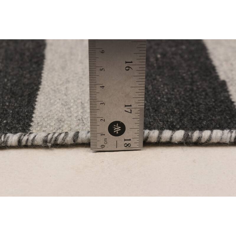 Ankara FW Grey, Grey Kilim 4'11" x 8'0" - 4'11 x 8'0