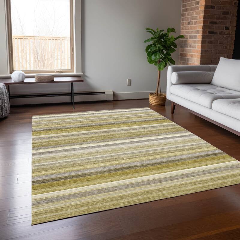 Machine Washable Indoor/ Outdoor Ombre Stripes Chantille Rug